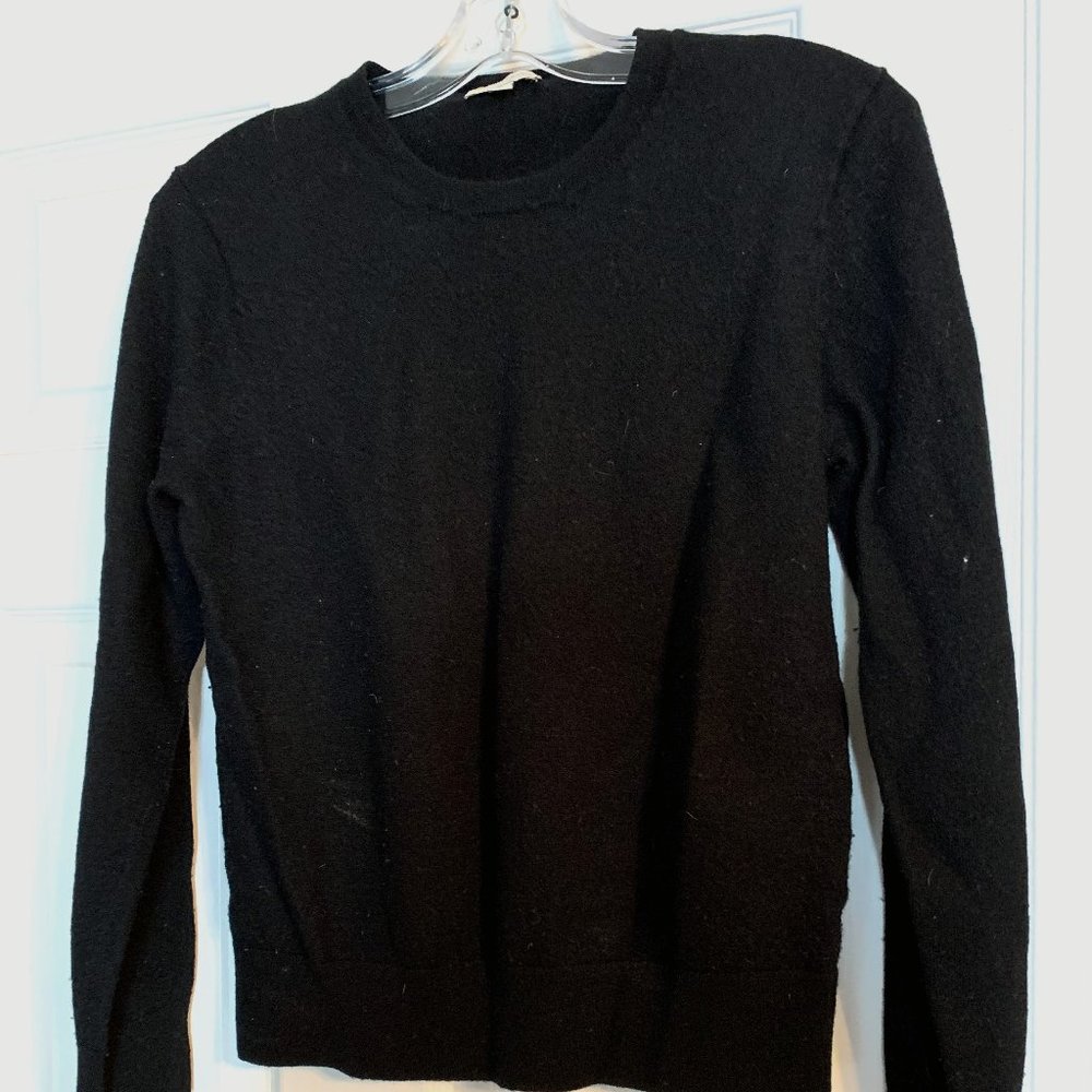 Club Monaco sweater